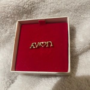Vintage AVON gold pin